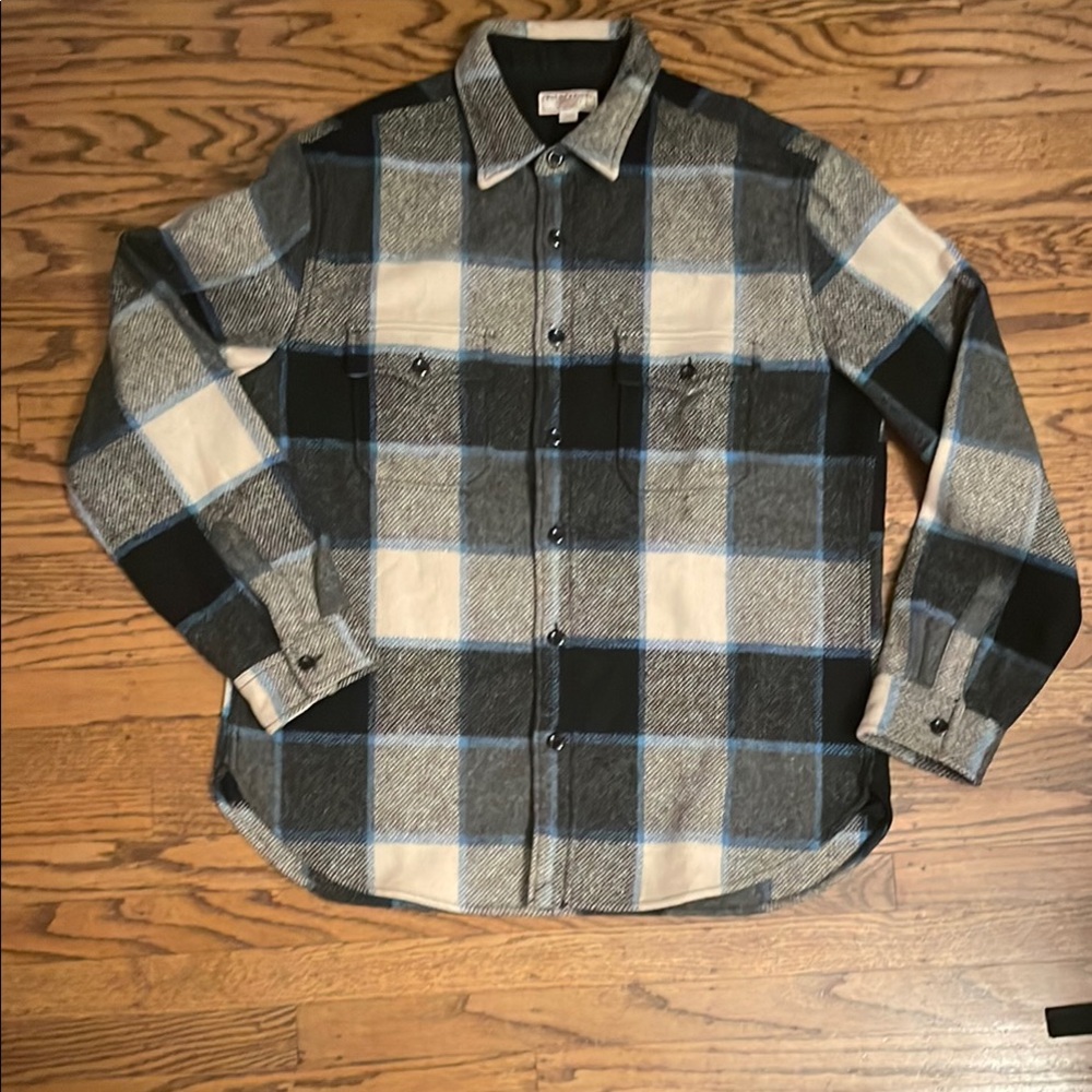 Casual Black and White Button Down Shirt
